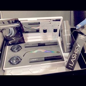 NEW Lashify Control Kit + bonus products